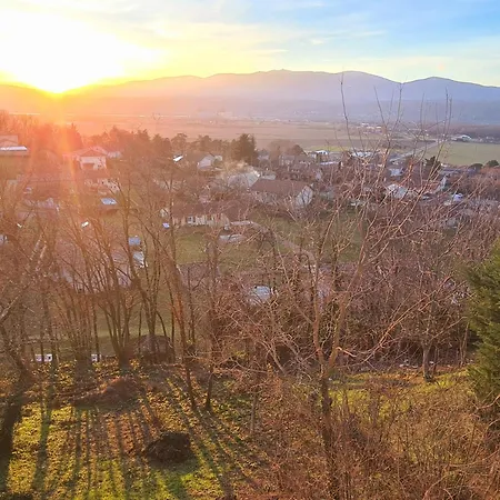 De 70m² Avec Vue Sur Le Massif Du Pilat Apartment